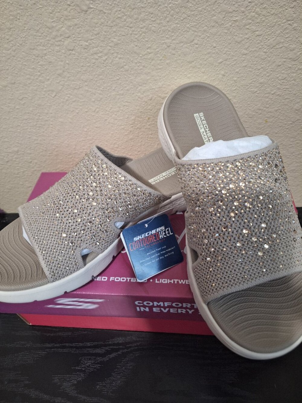Skechers Go Walk Rhinestone Flex Sandal GLITZ - 9M